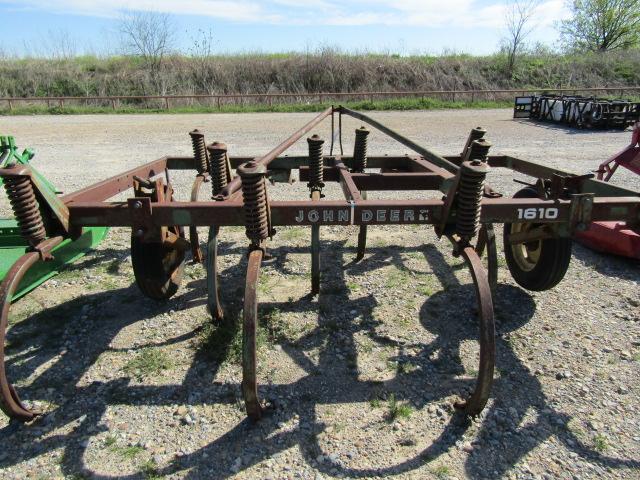 1930 1610 JOHN DEERE CHISEL PLOW 3PT S/N:000294