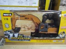 2410 CH11 HULNA DIE CAST EXCAVATOR TOY