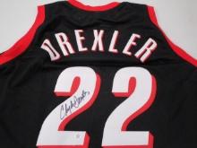 Clyde Drexler of the Portland Trailblazers signed autographed basketball jersey PAAS COA 414