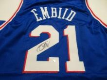 Joel Embiid of the Philadelphia 76ers signed autographed basketball jersey PAAS COA 602