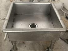 24" x 24" rolling stainles steel Ice Caddy with lever drain and locking casters