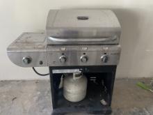 Charbroil Tru Infra Red BBQ (needs cleaning)