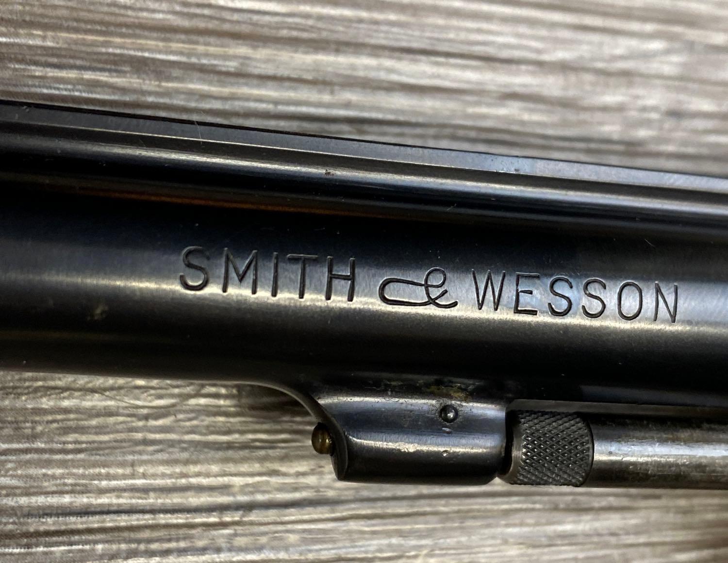 SMITH & WESSON MODEL K22 5-SCREW FRAME .22 LR CALIBER DA REVOLVER