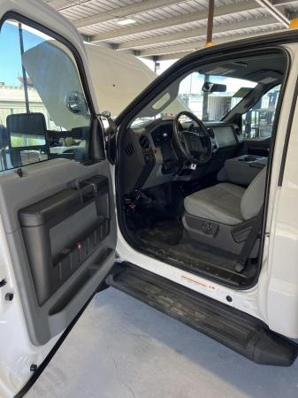 2014 Ford F-550 Super Duty U/T