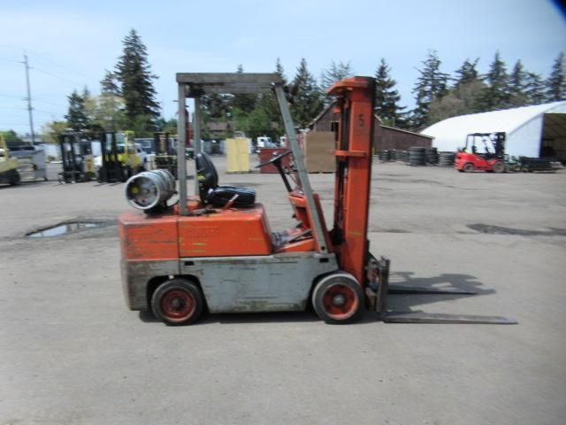 CLARK C500 S60 FORKLIFT