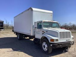 2001 INTERNATIONAL 4700 SINGLE AXLE VAN TRUCK VIN: 1HTSCAAL01H350281