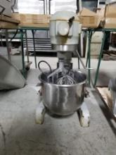 20 QT Mixer