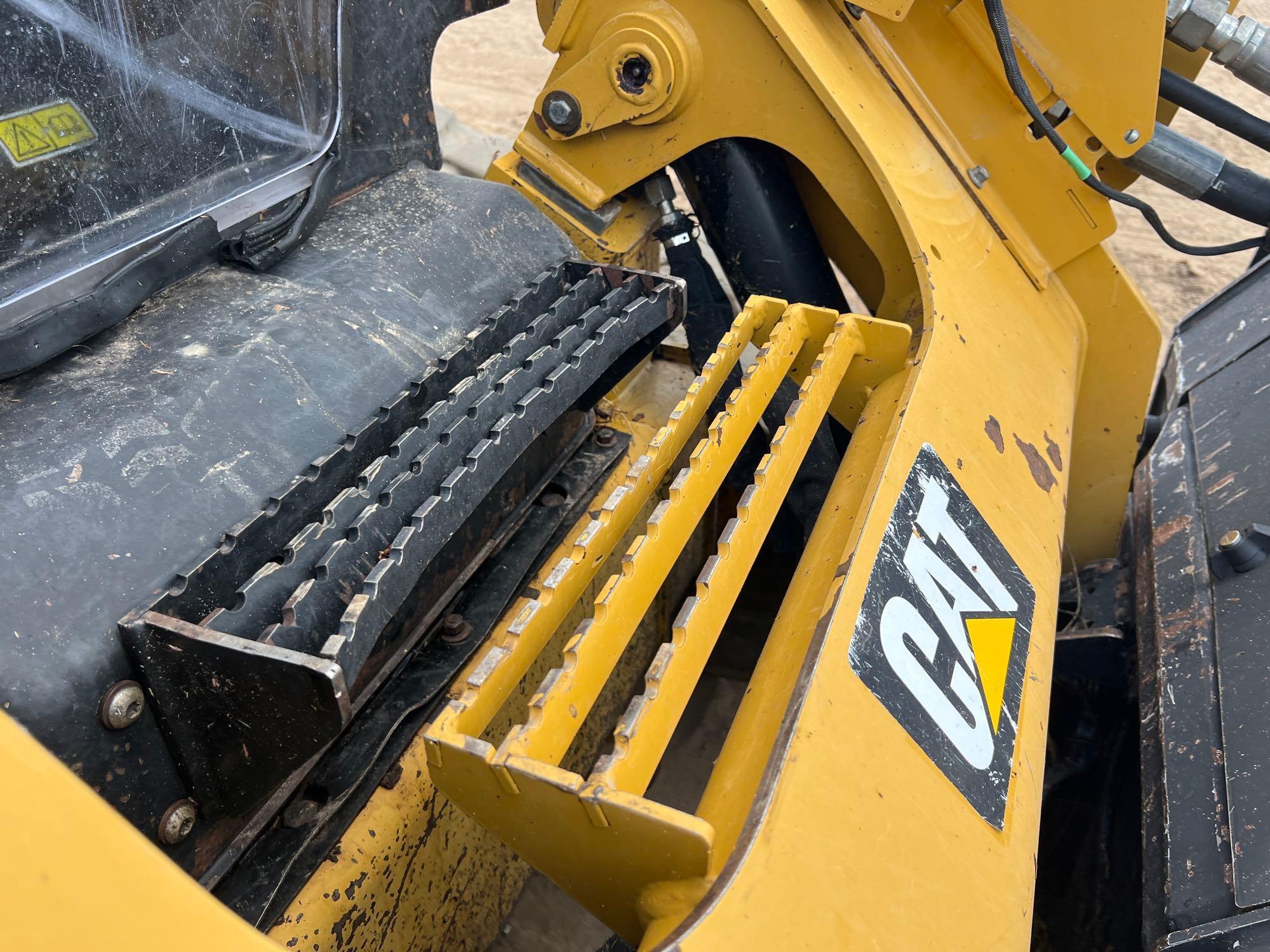 2019 CATERPILLAR 299D2 XHP SKID STEER