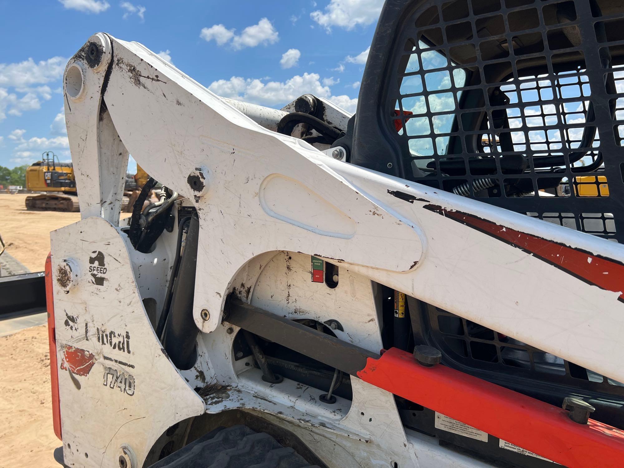 2021 BOBCAT T740 SKID STEER