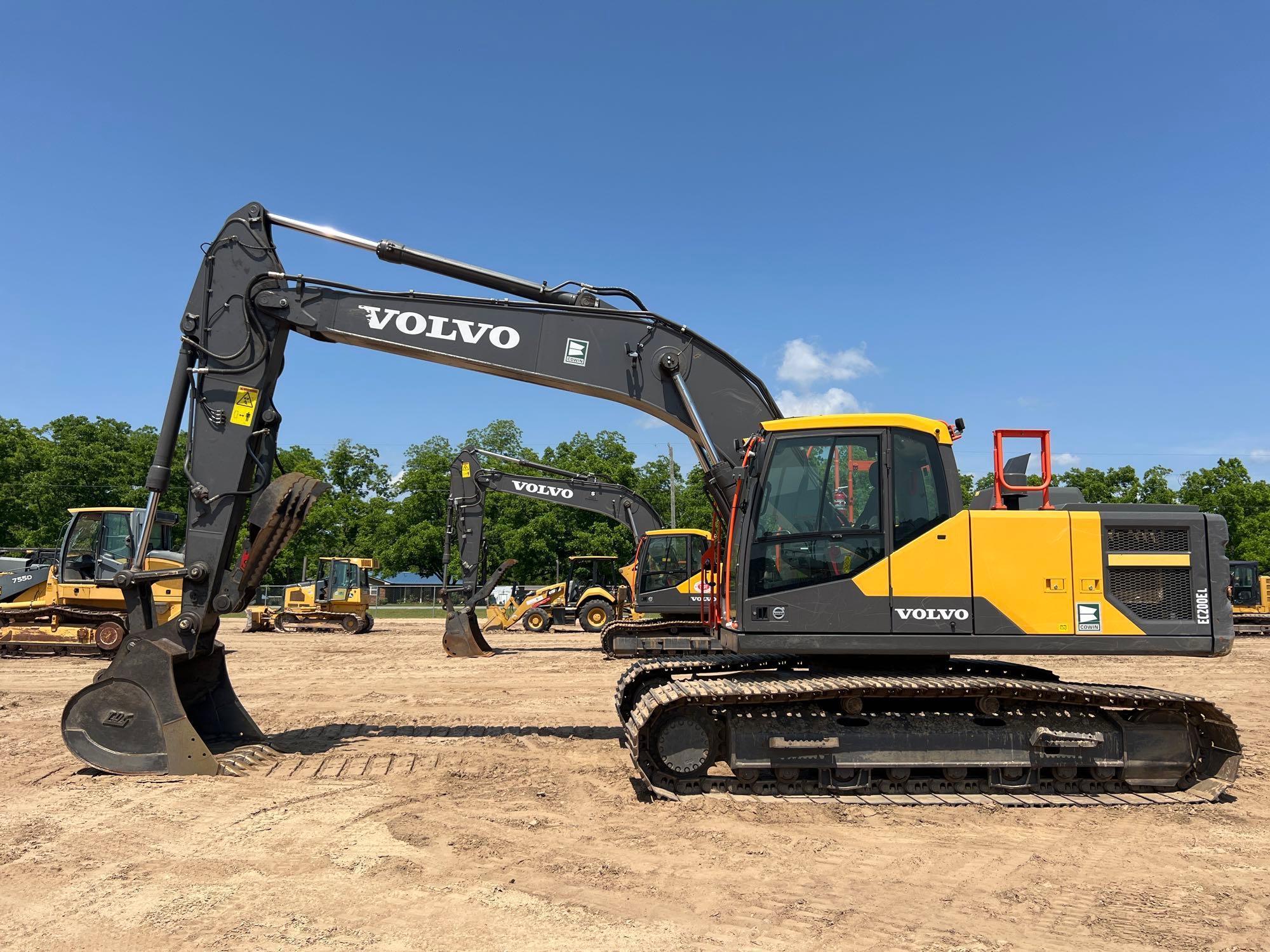 2022 VOLVO EC200EL EXCAVATOR