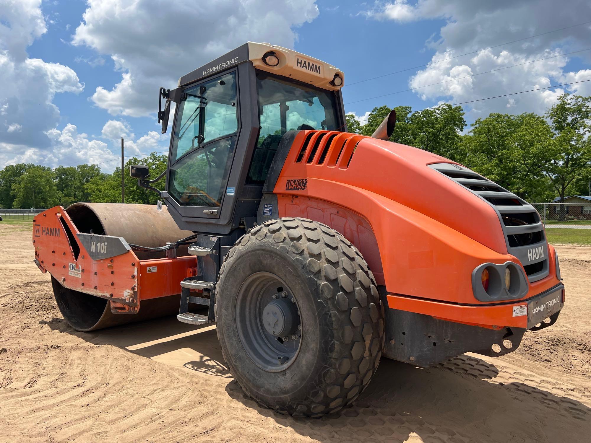 2018 HAMM H10i SMOOTH DRUM ROLLER