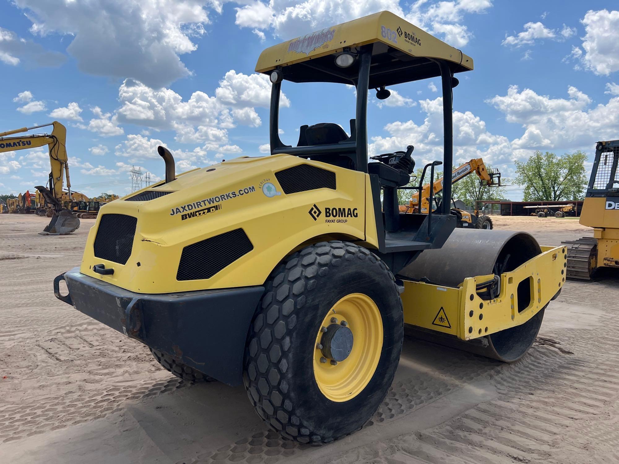 2015 BOMAG BW177D-5 SMOOTH DRUM ROLLER