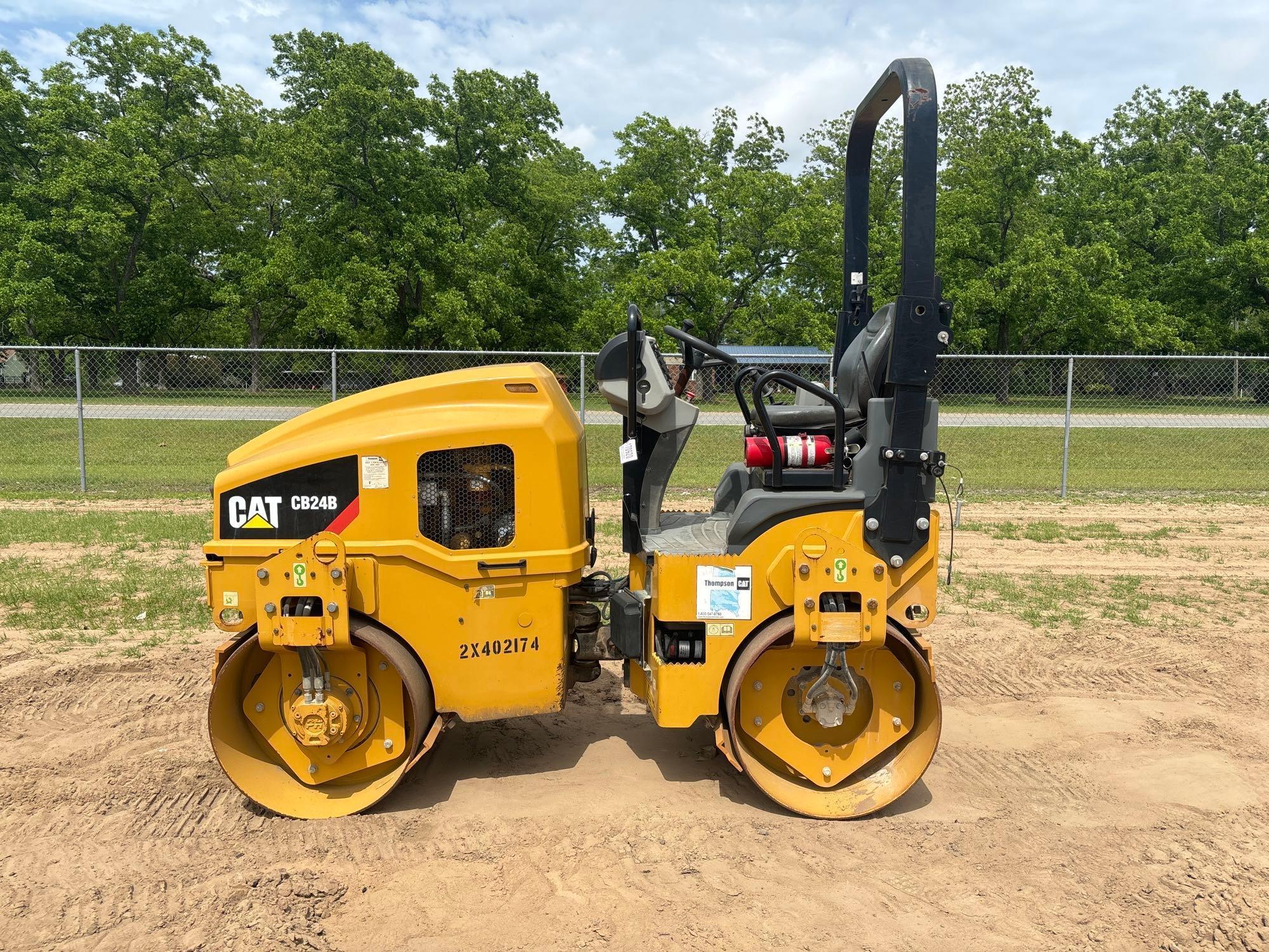 2020 CATERPILLAR CB24B SMOOTH DRUM ROLLER