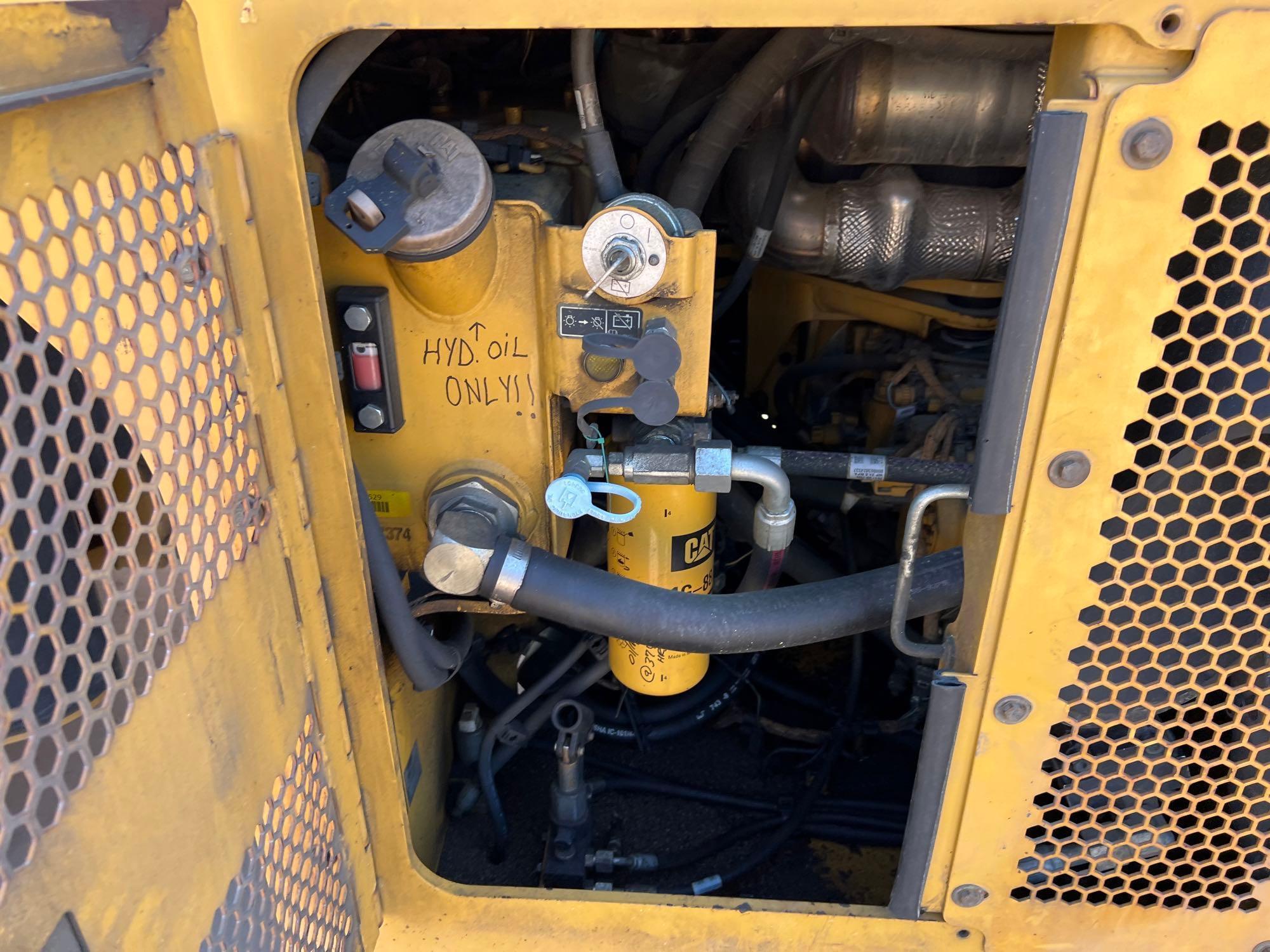 2018 CATERPILLAR CB66B DOUBLE DRUM ROLLER