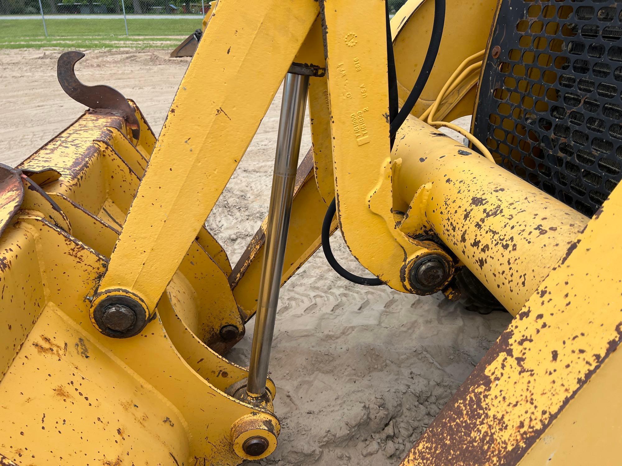 1998 JOHN DEERE 310E BACKHOE