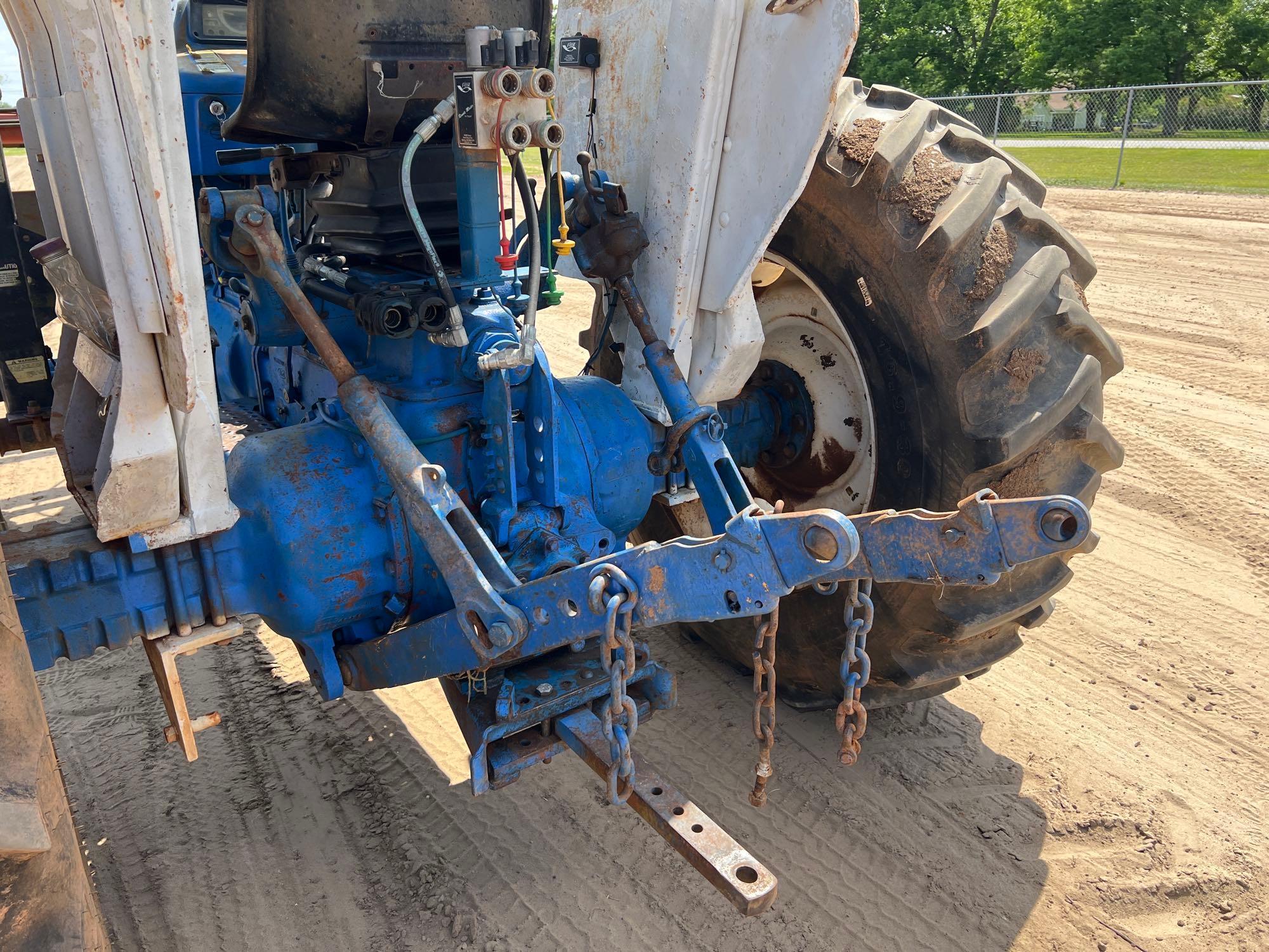 FORD 5600 TRACTOR