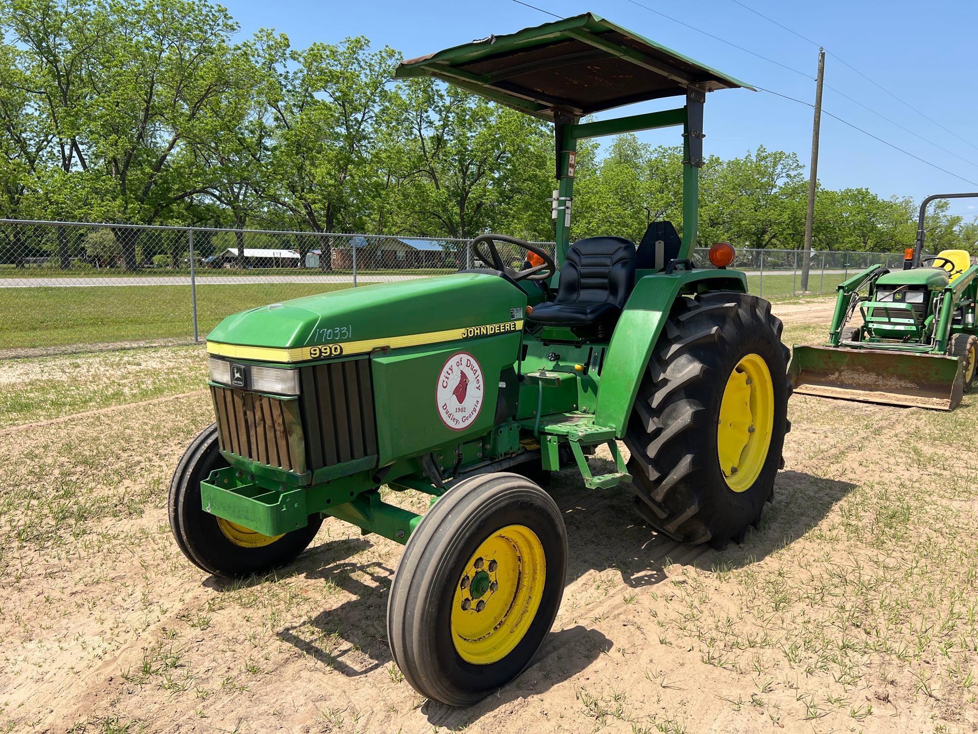 1996 JOHN DEERE 990 TRACTOR