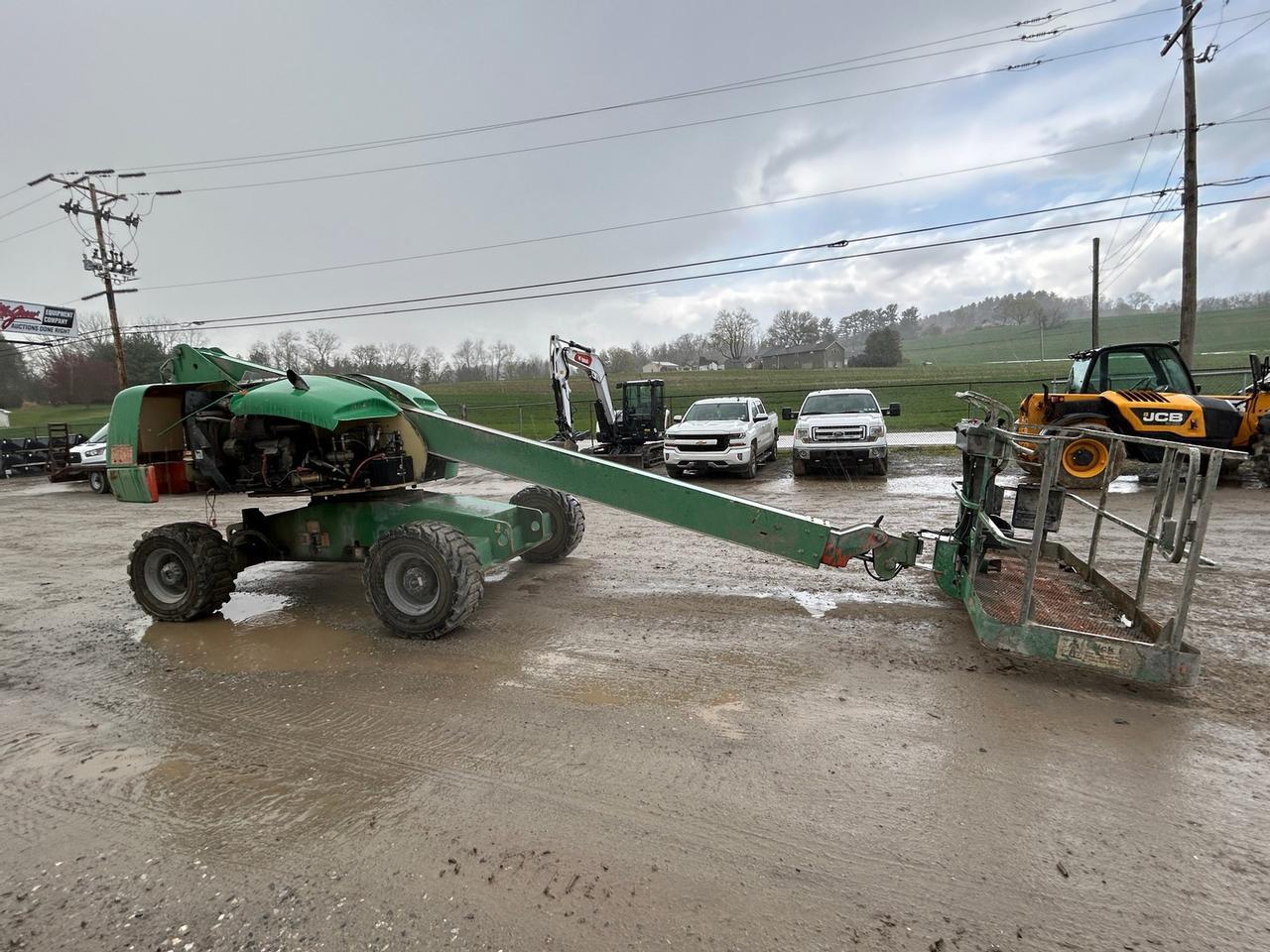 JLG 400S Telescopic Boom Lift