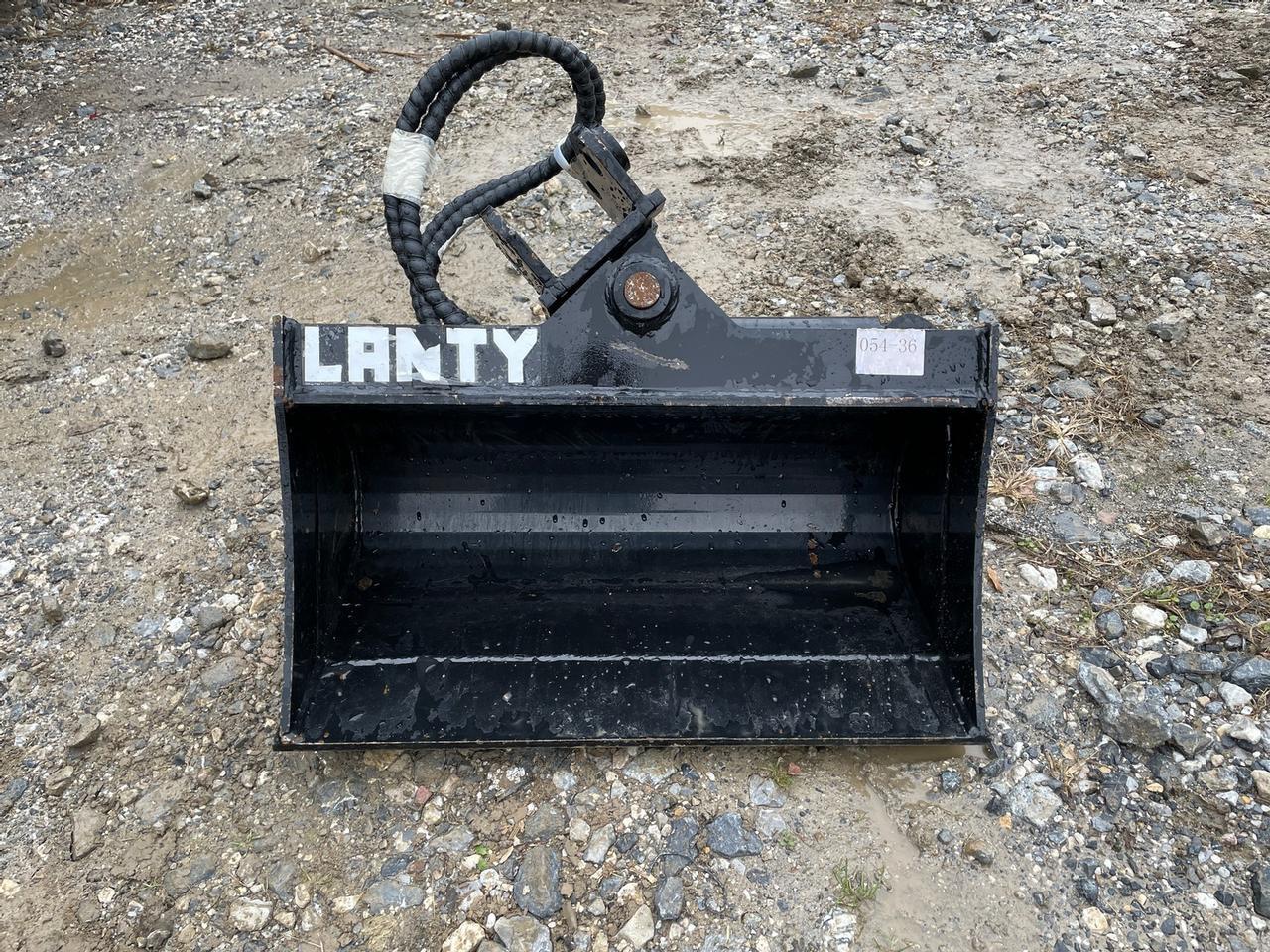 Lanty 24" Mini Excavator Tilt Bucket