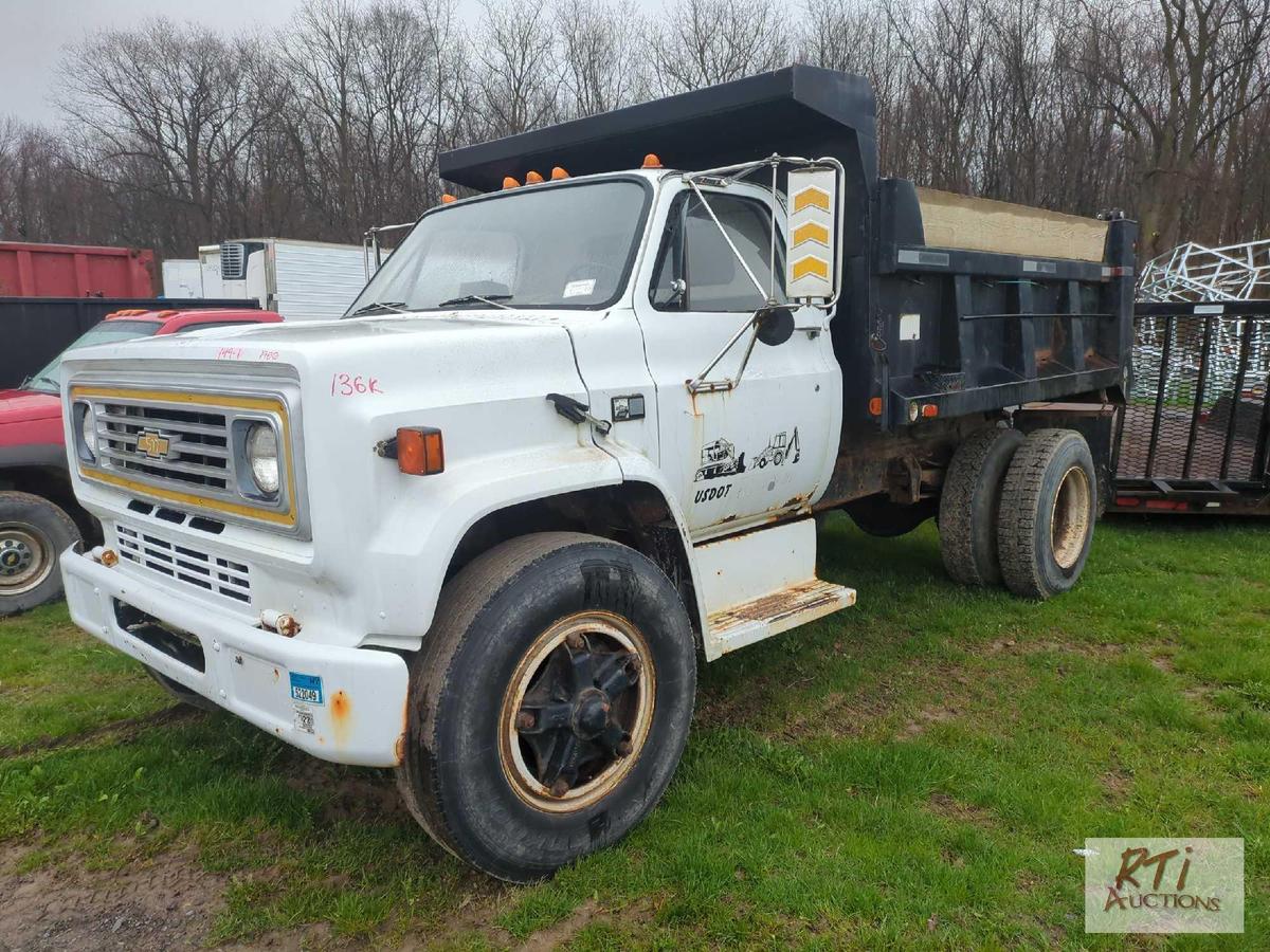 1986 Chevy Custom Deluxe truck, 10ft steel dump, dual axles, Chelsea PTO, gas, 136K miles,