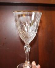 8 CRYSTAL GOLD RIMMED WINE GLASSES