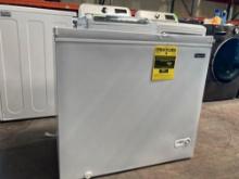 Magic Chef 7.0 cu. ft. Chest Freezer*PREVIOUSLY INSTALLED *DAMAGE*