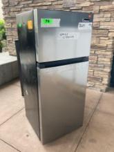 Magic Chef 4.5 cu. ft. 2 Door Mini Refrigerator with Freezer*COLD*PREVIOUSLY INSTALLED*
