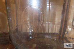 Barrel shaped glass jar