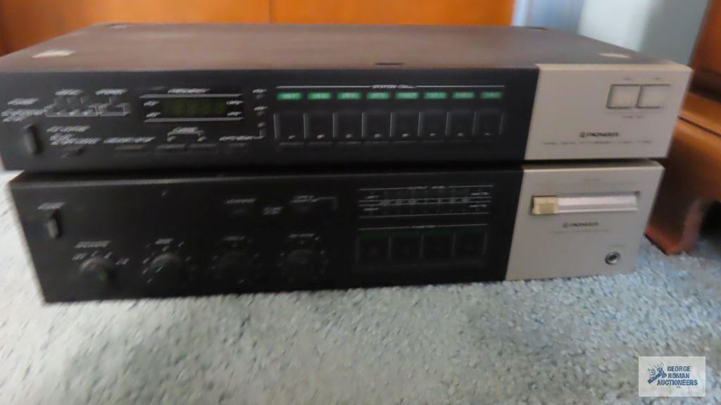 Pioneer stereo amplifier SA-73o and Pioneer digital synthesized tuner model TX-930