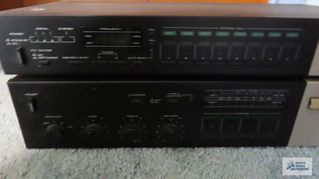 Pioneer stereo amplifier SA-73o and Pioneer digital synthesized tuner model TX-930