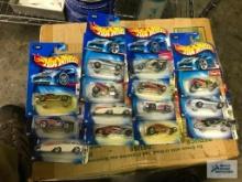 (14) HOT WHEELS. SEE PICTURES FOR TYPE AND MODELS.