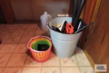 metal bucket with sweeper accessories and extension cord