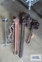 pipe wrenches, chain wrench and basin wrench