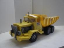 Big Job plastic toy dumptruck