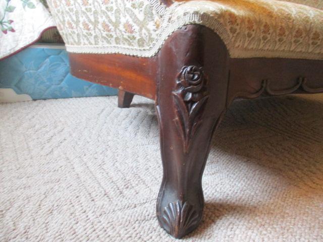 Victorian Style Settee with Carved Wood Headrest Finials