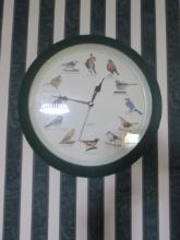 Quartz Song Bird Hourly Chirping Kitchen Clock