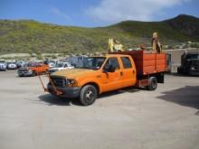 2000 Ford F350 XL Crew-Cab Debris Dump Truck,