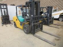 2016 Komatsu FD50AYT-10 Warehouse Forklift,