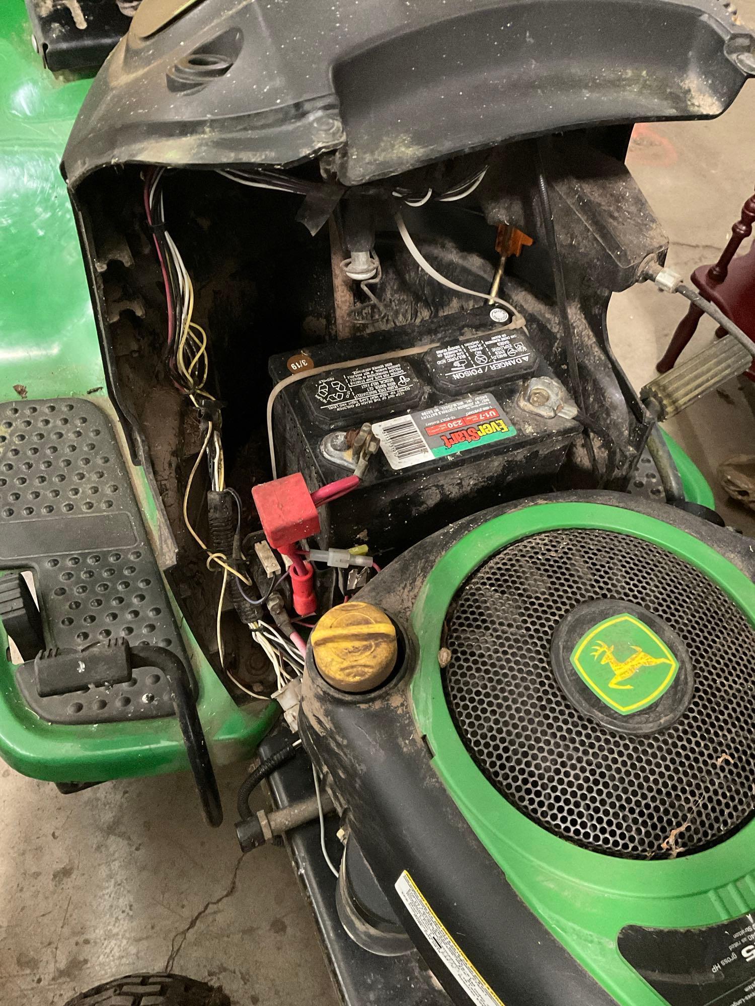 John Deere 19.5 HP D110 Riding lawn Mower, No deck See desc