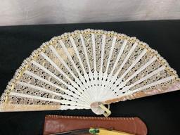 Antique Lace Fan & 3x Straight Razors w/ Cases, incl. Koken Knight, Lakama