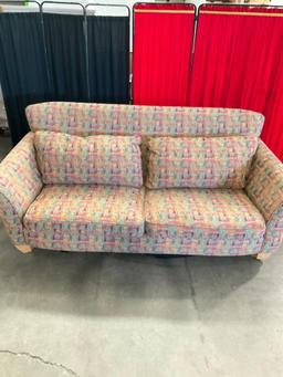 Vibrant multi-color down couch with deeps seats - Good condition - See pics