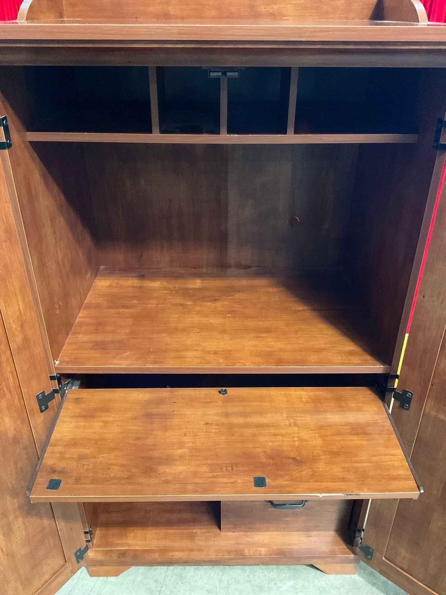 Modern Sauder Wooden Media Cabinet w/ Pull Out Shelf, 6 Compartments & 1 Drawer. See pics.