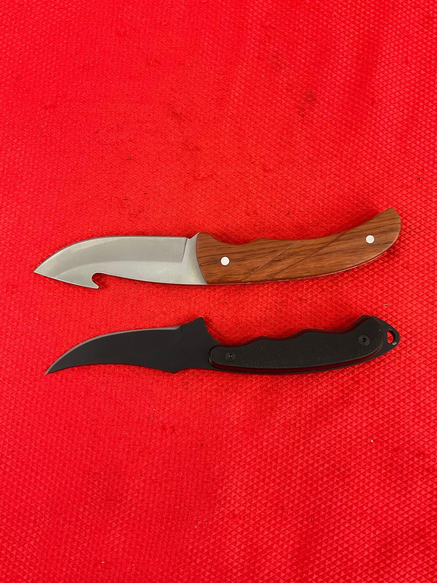 2 pcs Modern Winchester Steel Fixed Blade Hunting Knives w/ Sheathes. 1x 22-09447. See pics.