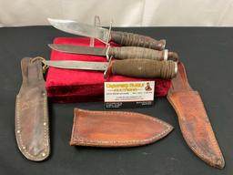 Trio of Vintage Schrade-Walden H-15 Fixed Blade Hunting Knives w/ Leather Sheaths