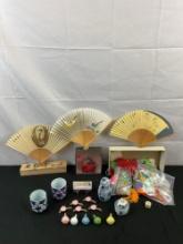19 pcs Vintage Japanese Souvenir Gift Assortment & 1 pc Sewing Project in Box. See pics.
