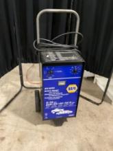 Napa Battery Charger & Starter 85-2250 6/12VDC - See pics