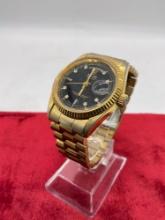 Fascimile Rolex wristwatch in fair cond, Rolex copy Osyter Perpetual Date