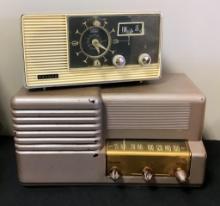 Granco 1959 Clock Radio - Model 605, Working;     Brewster 1940s Tube Radio