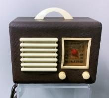 General Television Radio - Model 1A5, 7¼"x5"x7"