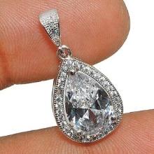 2CT WHITE SAPPHIRE PEAR SHAPED PENDENT